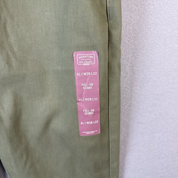 Levi Strauss Signature Green Pull On Skinny Jeans Womens Size 6L W28 L32 NWT - Picture 3 of 13
